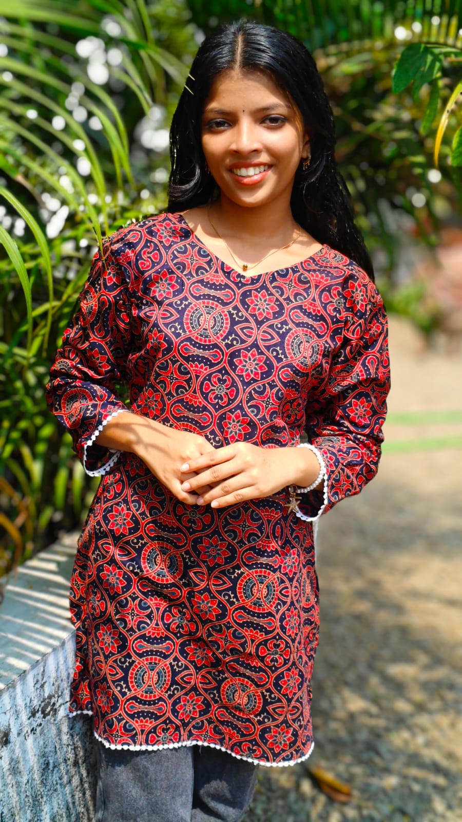 Cotton printed short top image