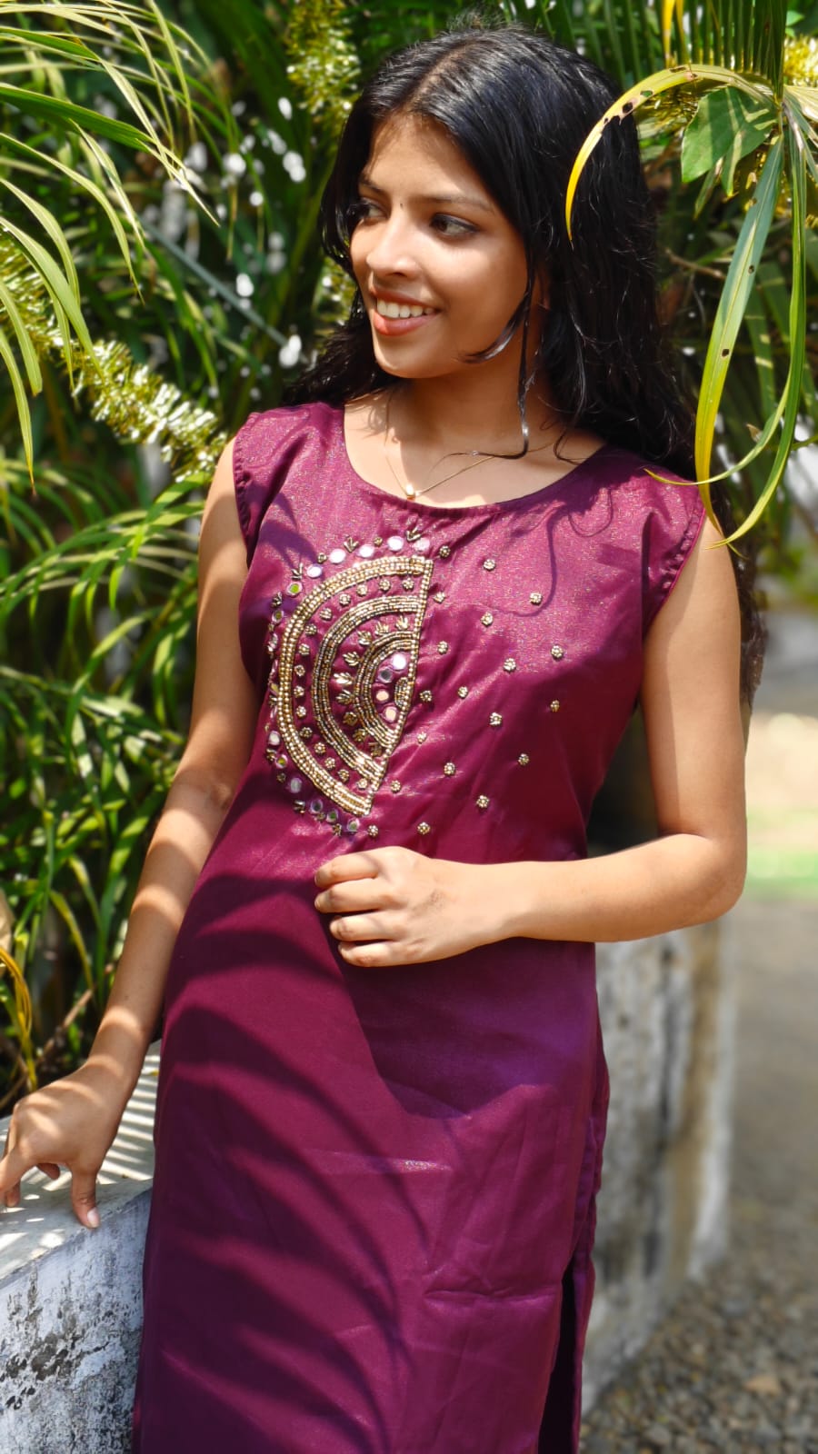 *Star Georgette hand*work sleeveless Top image