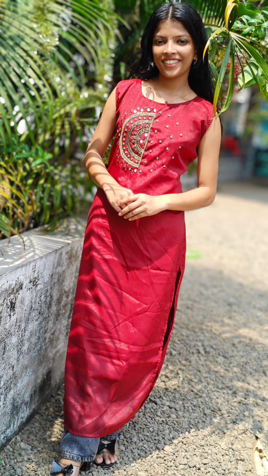 *Star Georgette hand*work sleeveless Top image