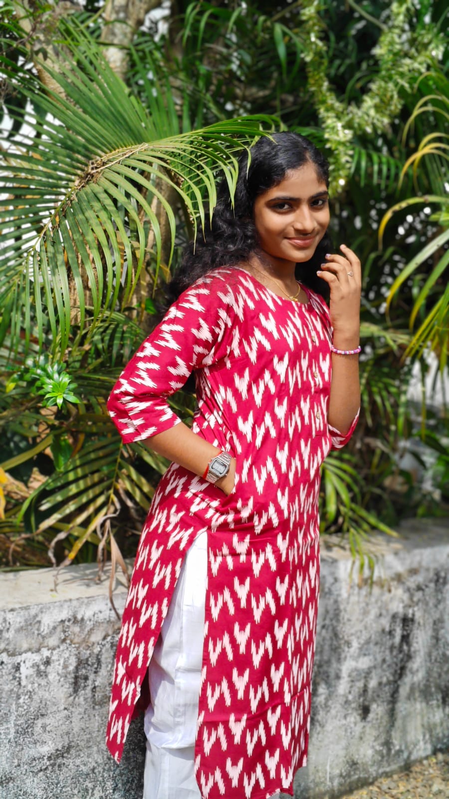 Tops - Under 299 image