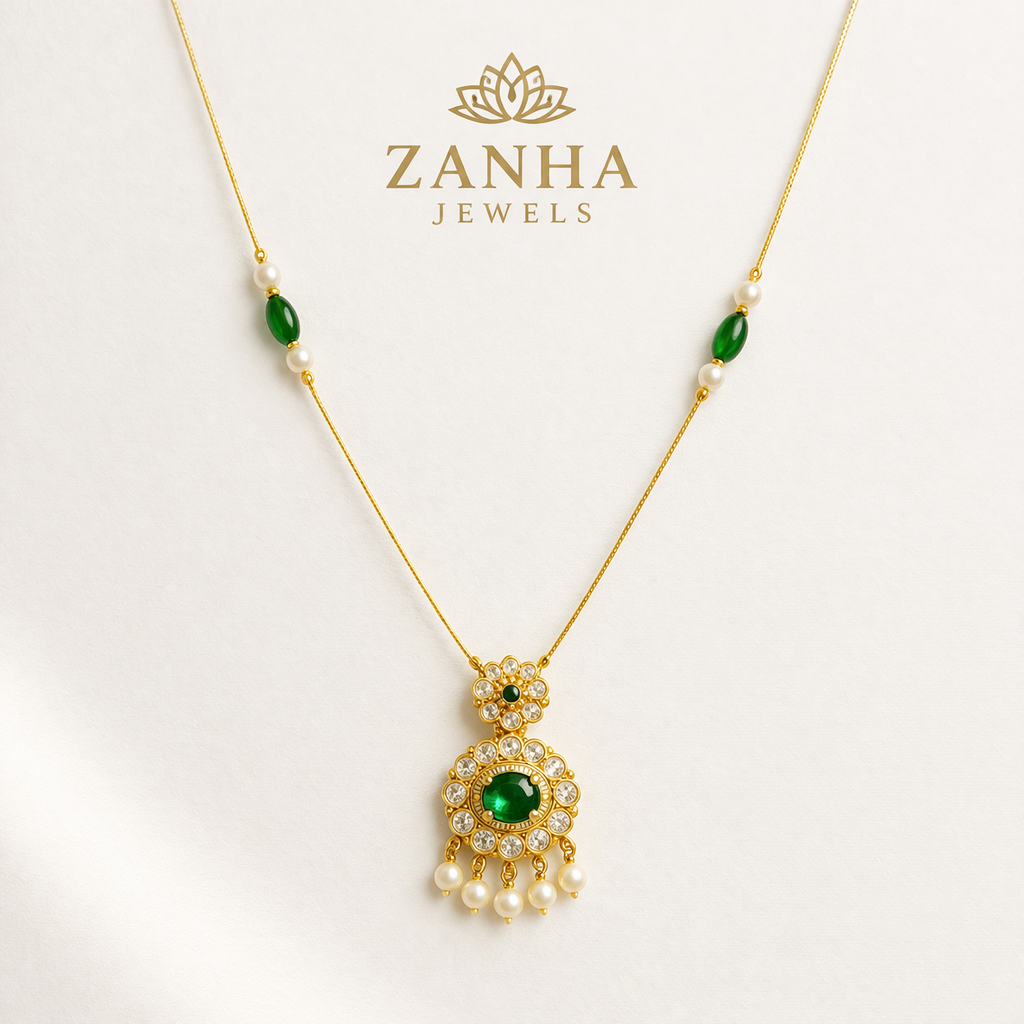 Invisible Elegant gold necklace with pearls