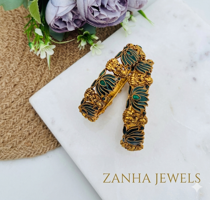 The Heritage Lotus Temple Bangle