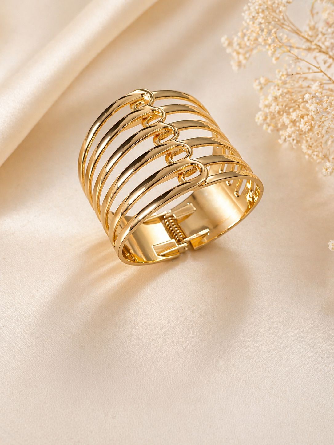 Antitarnish cuff Bangle